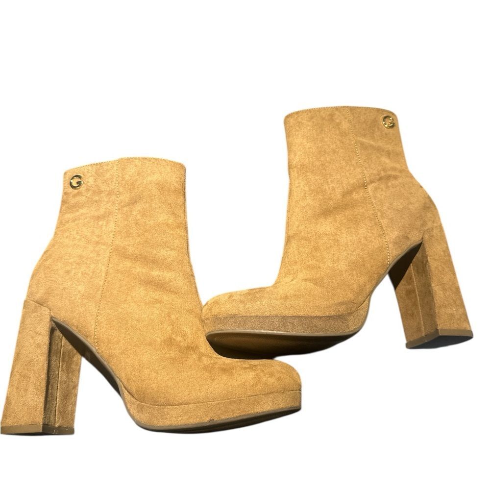 GBG Los Angeles (G by Guess) Tan Suede Wedge Ankle Boots Gold 'G' Logo size 8
